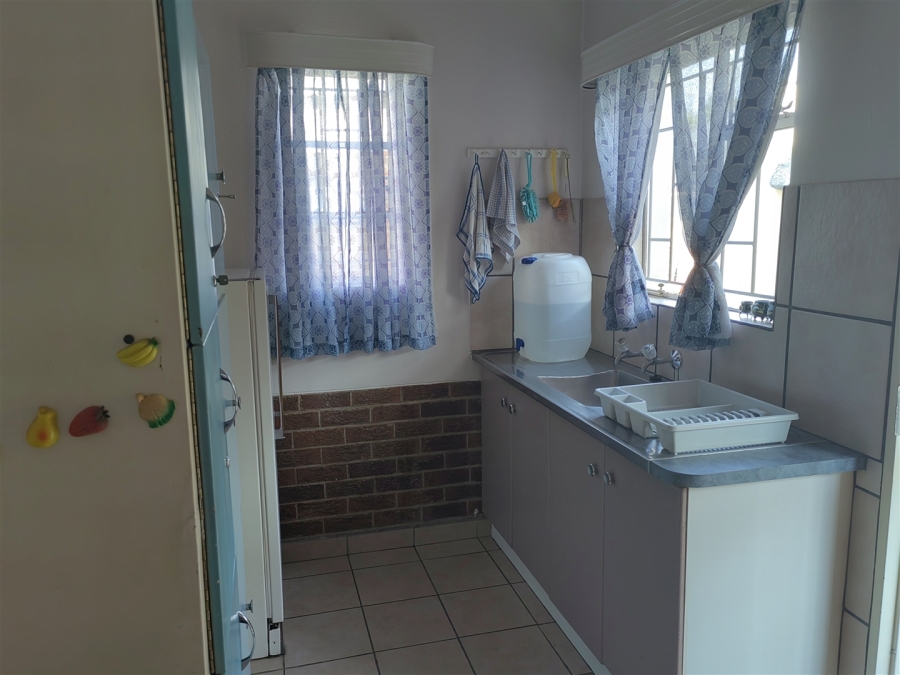 5 Bedroom Property for Sale in Parys Free State